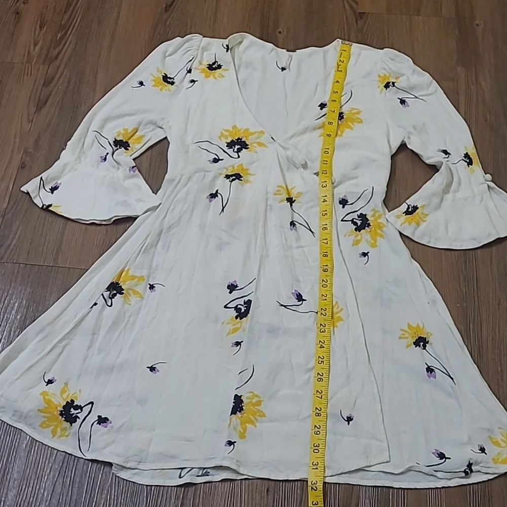 Free People Cream‎ Fabric Detail